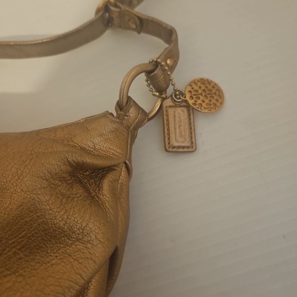 Coach Allie Leather Hobo Shoulder Bag Purse Tote 13655 Metallic Rose Gold  Y2k - Picture 8 of 13